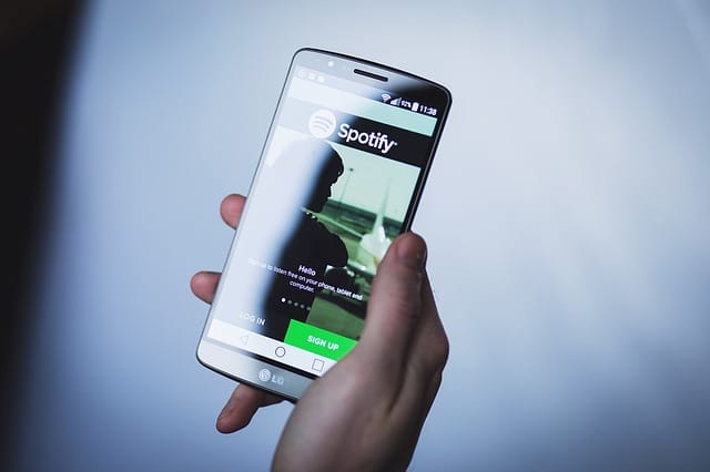 Come collegare Alexa a Spotify